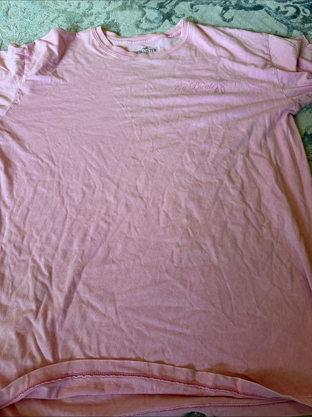 Hollister  men’s  Light Pink Short Sleeve Tee